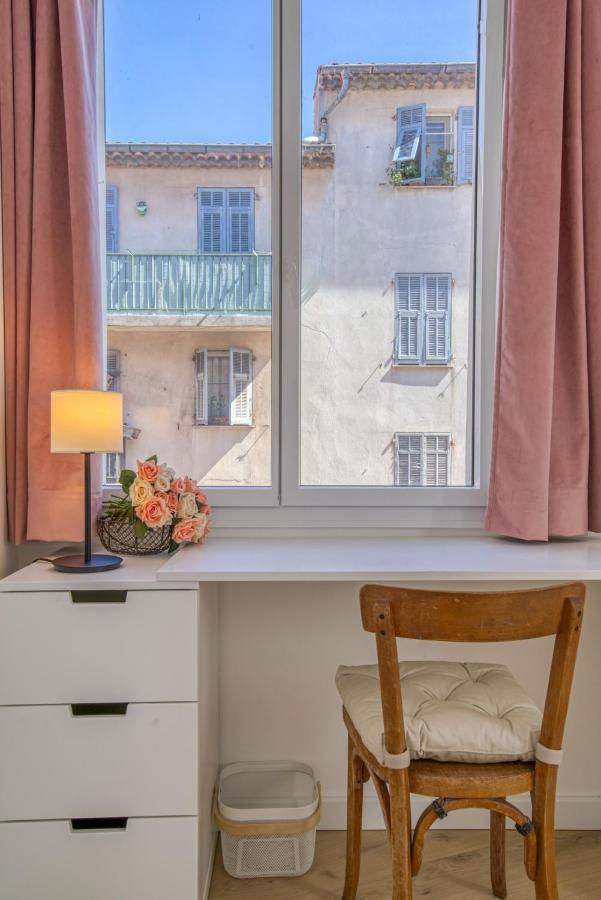 St Jobis - Charmant Appartement, Moderne Et Refait A Neuf, Vieux-Niza Exterior foto