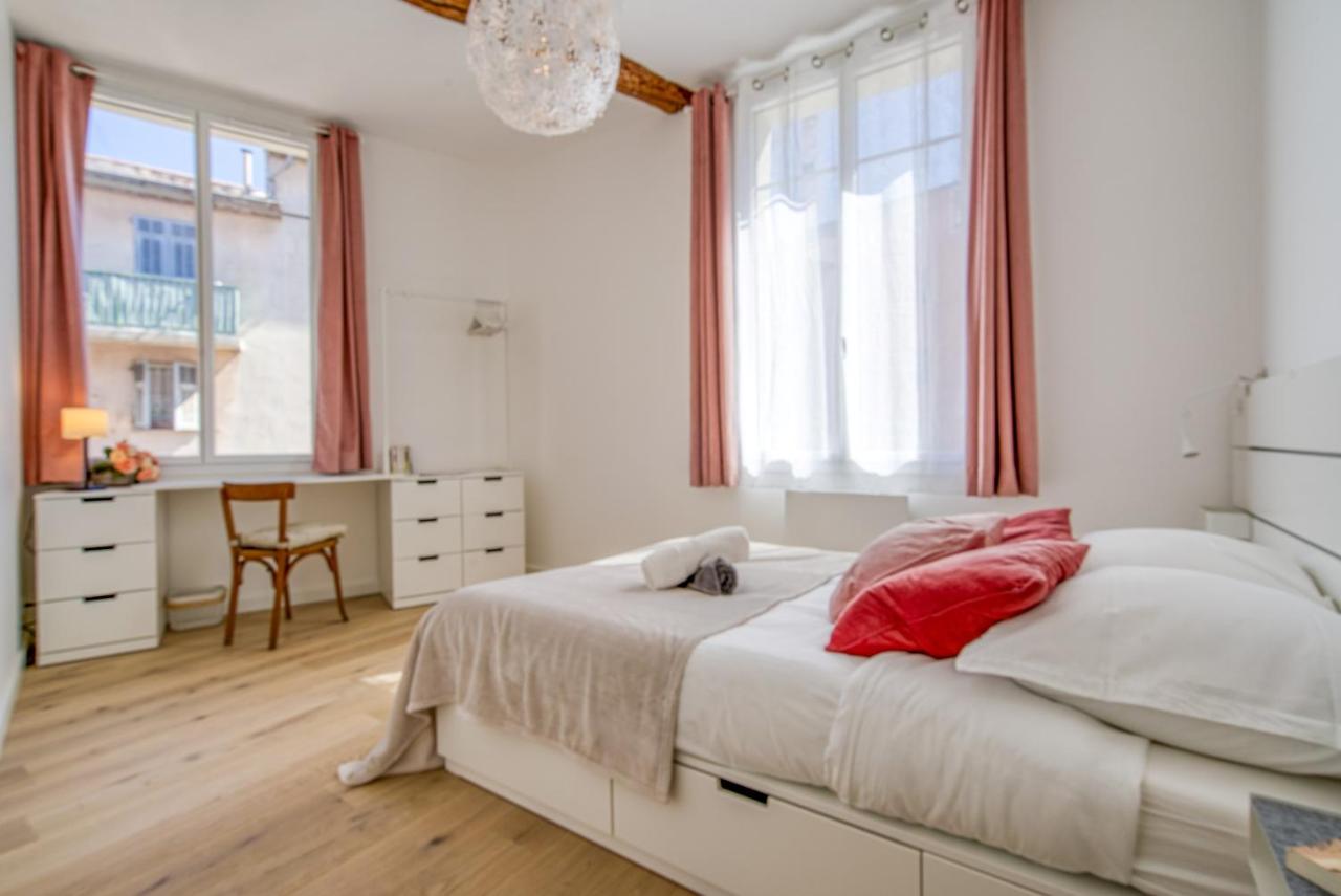St Jobis - Charmant Appartement, Moderne Et Refait A Neuf, Vieux-Niza Exterior foto