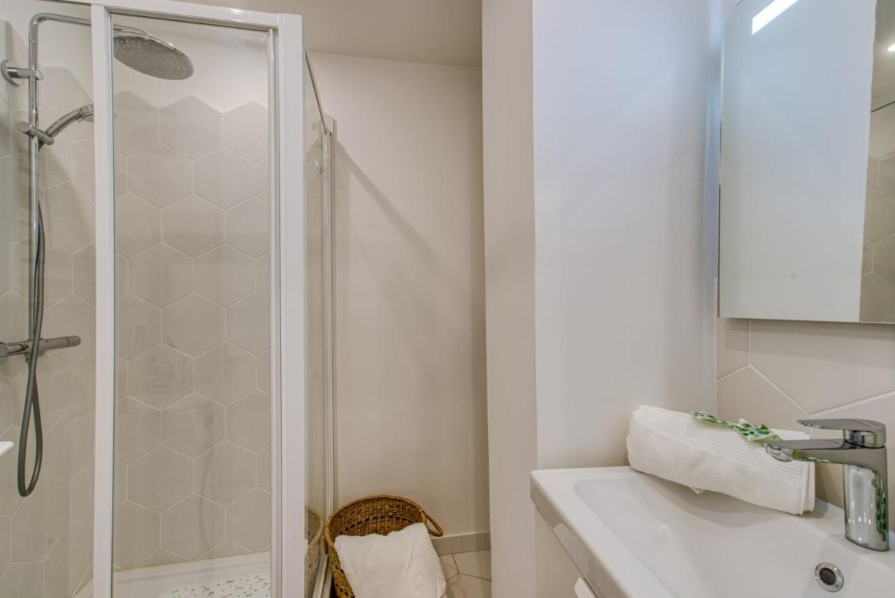St Jobis - Charmant Appartement, Moderne Et Refait A Neuf, Vieux-Niza Exterior foto